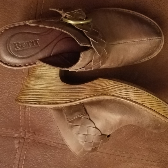 Born Mahal clogs - Picture 2 of 4